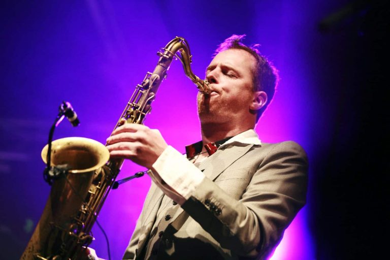 Saxofonist Tom Beek foto (c) Rinse Fokkema