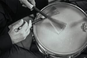 foto Tom Beek drums drummen brushes DSC00541